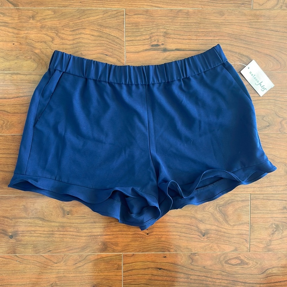NWT Maison Jules Navy Blue Pleated Mid Rise Shorts